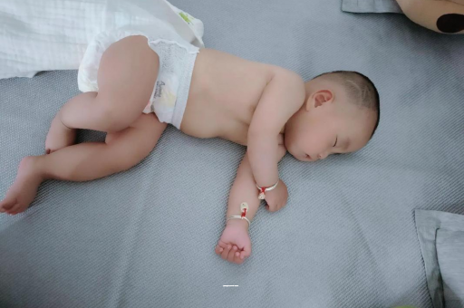 嘉善四个月宝宝不爱笑